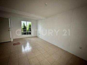 Casa en venta en Villas del Sauce, San Antonio la Isla, Edo de Mexico