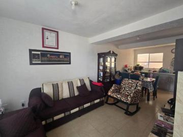 Casa en venta en Villas del Volcán con vigilancia | 3 recámaras