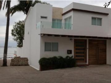 Casa en venta en Villas las Parotas, Bahía de Banderas, Nayarit