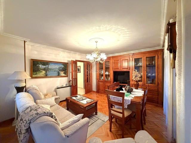 Casa en venta en Villarejo de Órbigo. Casa en Calle Seneca, 10 Villarejo de Orbigo. Casas Villarejo de.