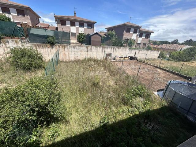 Casa en venta en Villariezo. VENTA DE TRES VIVIENDAS EN VILLARIEZO DESDE 155.000 DE 3 Y 4 DORMITORIOS. Casas.