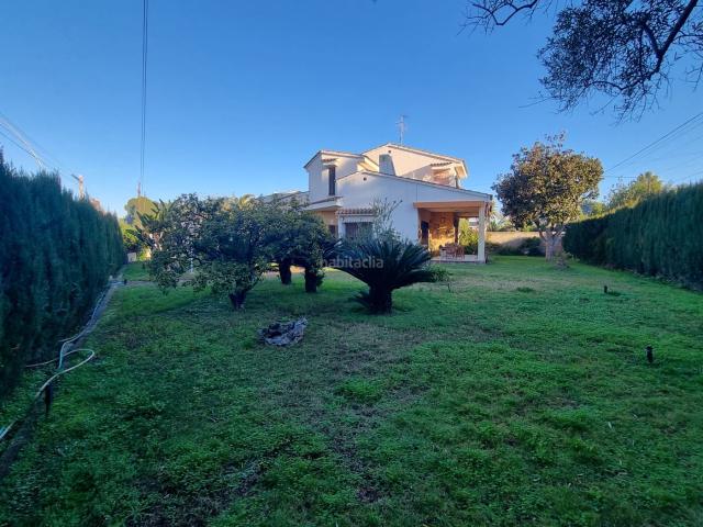 Casa en venta en Villarreal Vila real, Madrigal. Una oportunidad de las que solo surgen de vez en cuando en Vilareal.Las características técnicas, los metros y las habitaciones ya. Casas.