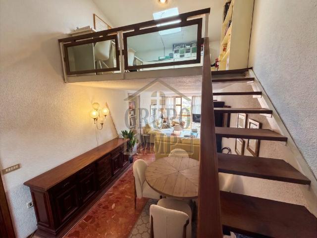 Casa en venta en Villarreal Vila real, Centro. Edificio de 956m con azotea máxima rentabilidad para inversores. Casas Villarreal Vila.