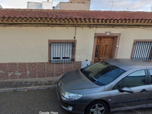 Casa en venta en Villarrobledo. SE VENDE inmueble ALQUILADO en Villarrobledo. Casas.