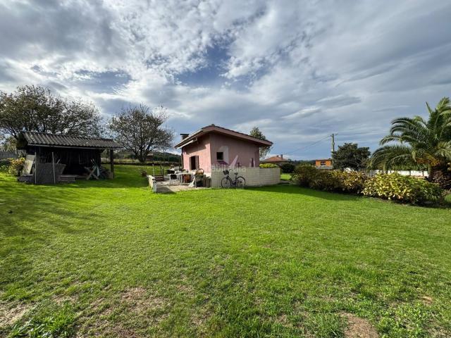 Casa en venta en Villaviciosa, Villaviciosa Amandi. OPORTUNIDADEN VILLAVICIOSA, ARROES DE ARRIBA! 128222 Para más información, no dudes en contactar con Javier al K. Casas.