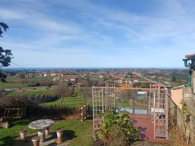 Casa en venta en Villaviciosa, Quintes Arroes. VIVIR EN EL PARAÍSO EXISTE Y SE PUEDE VER EL MAR. Casas.
