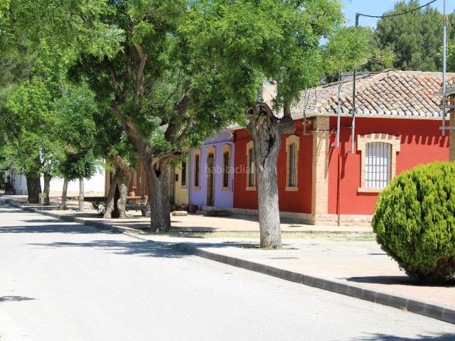 Casa en venta en Villena, Partidas Norte. CASA EN VENTA EN LA ENCINA. Casas.