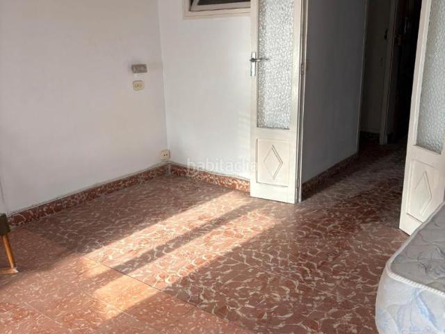 Casa en venta en Vinaròs, Casco Urbano. CASA EN PASEO MARÍTIMO EN PRIMERA LINEA. Casas.