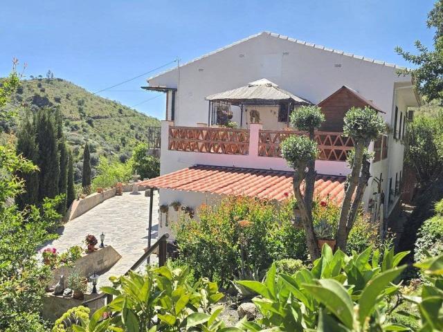 Casa en Venta en Viñuela