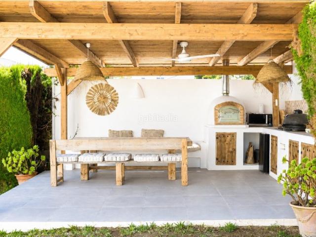 Casa en venta en Xàbia, Cap Martí El Tossalet Pinomar. Una trampa solar de 4 habitaciones en Javea, tranquilamente apartada pero a minutos de todo. Casas.
