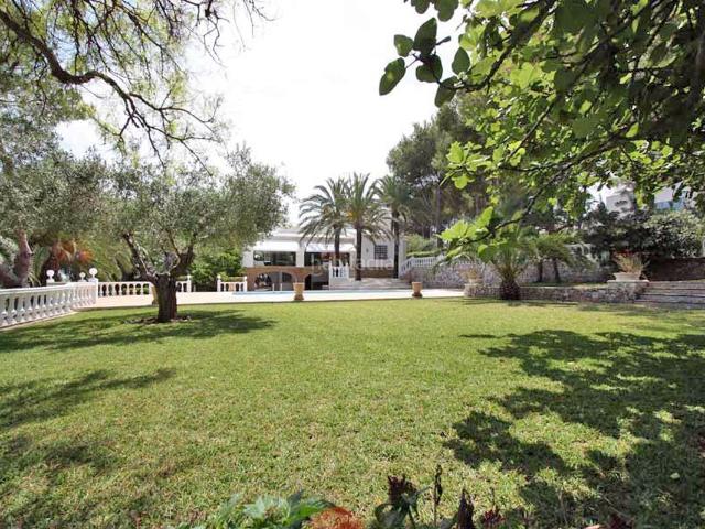 Casa en venta en Xàbia, La Granadella Costa Nova. VILLA EN JAVEA ALICANTE. Casas.