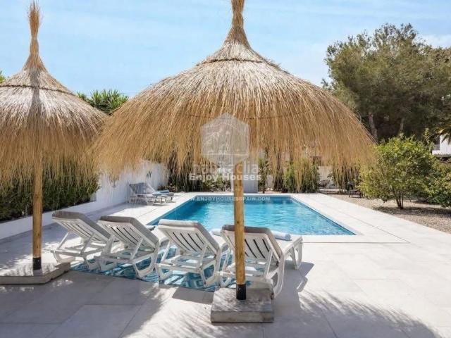 Casa en venta en Xàbia, La Granadella Costa Nova. Casas.