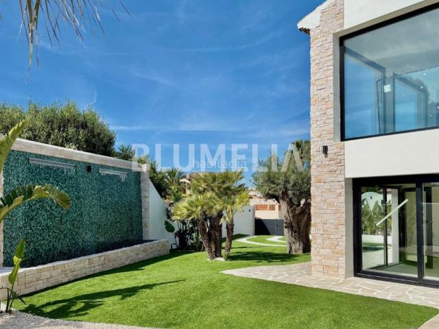 Casa en venta en Xàbia, Portichol Balcón al Mar. Villa mediterránea con vistas al mar en venta en Jávea. Casas.
