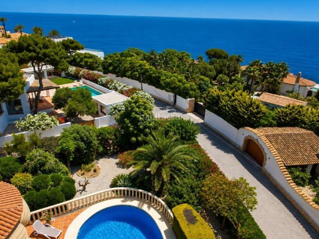 Casa en venta en Xàbia, Portichol Balcón al Mar. Villa con vistas al mar Mediterráneo y piscina privada en Balcón al Mar, Jávea. Casas.