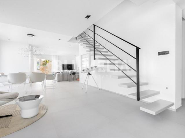 Casa en venta en Xàbia, Portichol Balcón al Mar. Villa de lujo con vistas al mar a 800 metros de la playa en venta en Javea. Casas.