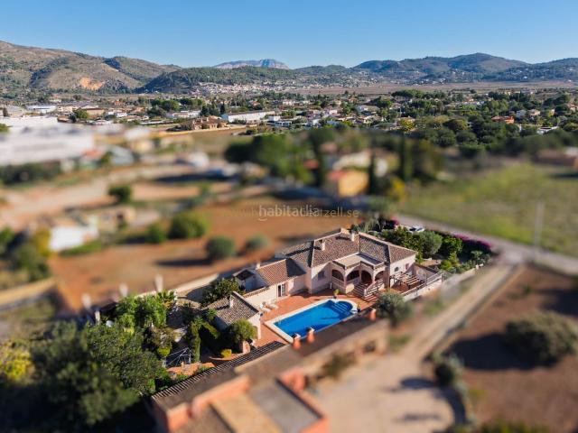 Casa en venta en Xaló. Casas.