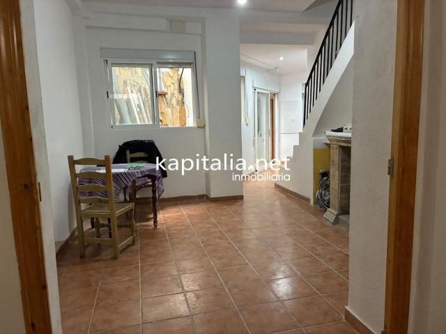 Casa en venta en Xàtiva. Casa en Barrio San Pedro. Casas.