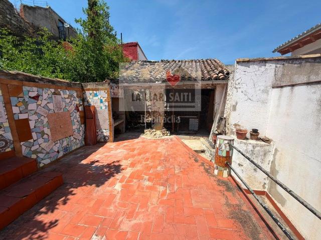 Casa en venta en Xàtiva. FANTASTICA CASA DE PUEBLO CON UN PATIO EXPECTACULAR. Casas.