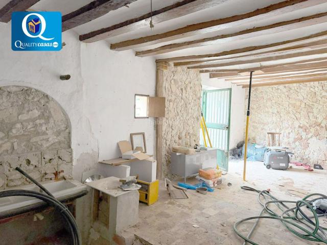 Casa en venta en Xixona. Casa en venta en Monnegre, 6 dormitorios. Casas.