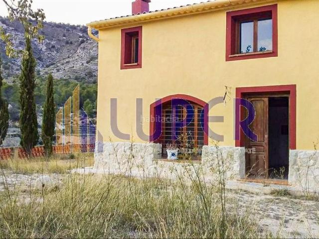 Casa en venta en Xixona. Casas.