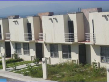 Casa en Venta en Xochitepec con Alberca y Posibilidad de Adquirir con Recurso Propio