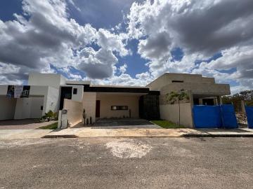 Casa en venta en Yaxkukul, Yucatán