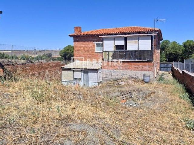 Casa en venta en Yeles. Fantástica finca en Yeles!. Casas.