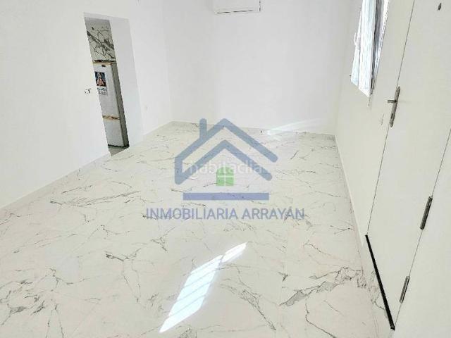 Casa en venta en Zubia La, La Zubia Ciudad. Bonica casa totalmente reforma y a estrenar en La Zubia. Casas Zubia.