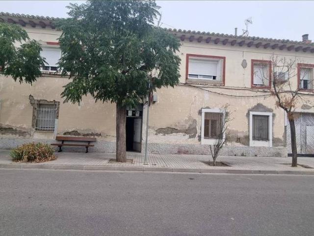 Casa en Venta en Zuera