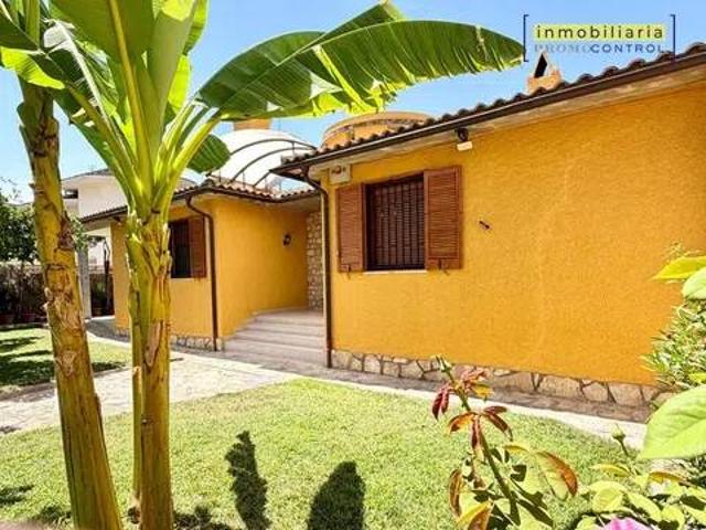 Casa en Venta en Zuera
