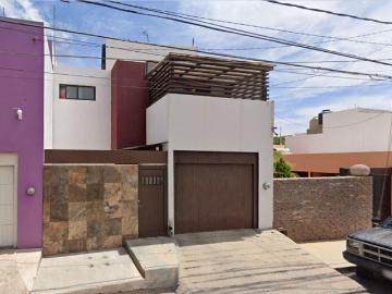 Casa en venta en Lomas de Bernardez Zacatecas FLL