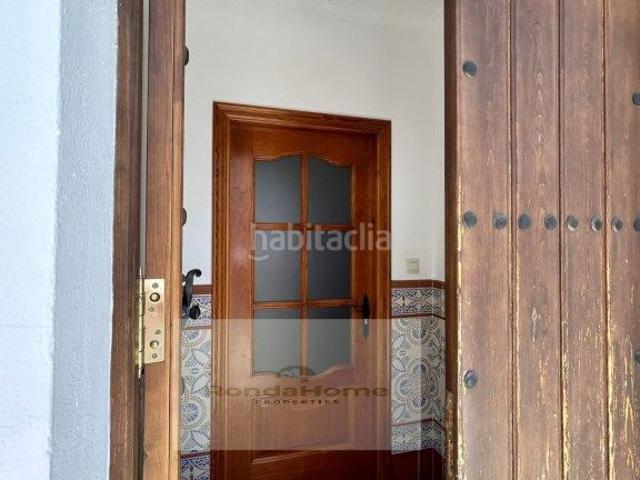 Casa en venta en Zahara. Encantadora casa independiente con vistas al castillo en Zahara de la Sierra. Casas.