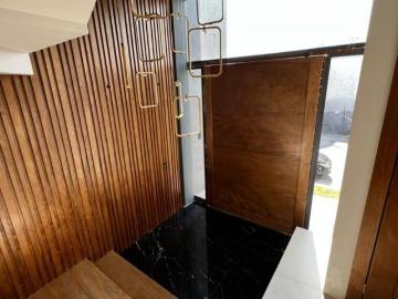 CASA EN VENTA EN ZANDA RESIDENCIAL CON VISTA AL PARQUE METROPOLITANO
