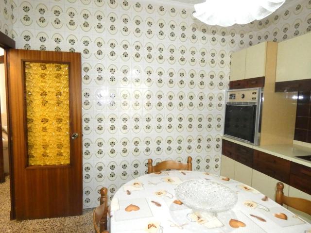 Casa en venta en Zaragoza, Casetas Villarrapa. Vivienda unifamiliar muy céntrica en Casetas Zaragoza. Referencia VL06252026. Casas.