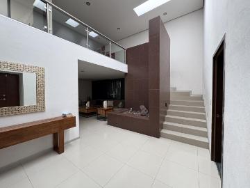 CASA EN VENTA EN ZONA CAMPANARIO AGUASCALIENTES AMK