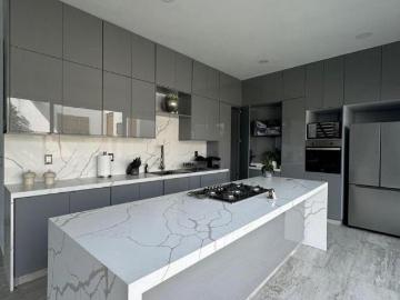 CASA EN VENTA EN ZONA DORADA DE CUERNAVACA