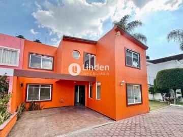 CASA EN VENTA EN ZONA GRANJAS PUEBLA. CERCA DE PERIFÉRICO