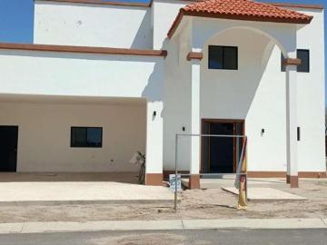 CASA EN VENTA EN 4TA ETAPA DE HACIENDA EL ROSARIO EN TORREON COAHUILA