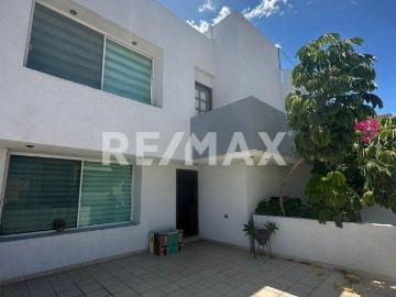 Casa en Venta Encino