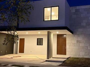 Casa en Venta, ENTRE PARQUES, en Tixcuytún Mérida Yucatán