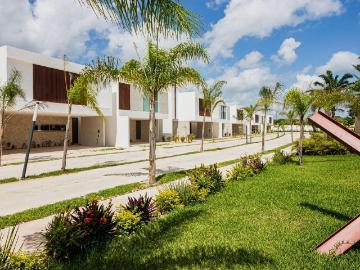 Casa en venta entrega inmediata en privada, M?rida Yucat?n