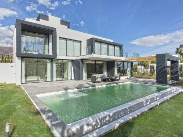 Casa en Venta Estepona, Málaga