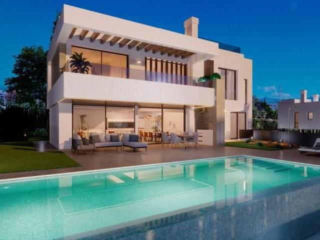 Casa en venta Estepona