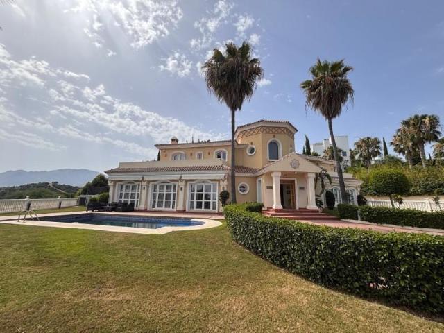 Casa en venta Estepona