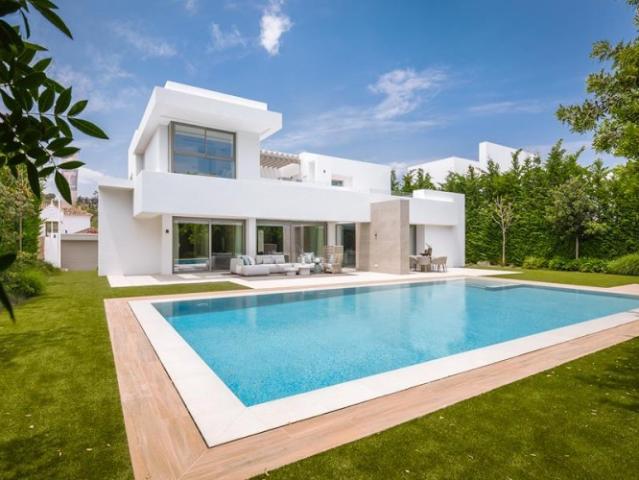 Casa en venta Estepona