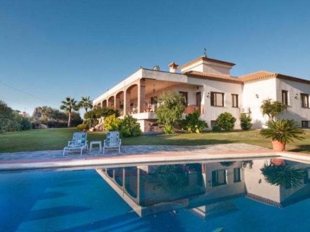 Casa en venta Estepona