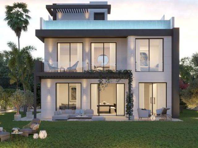 Casa en venta Estepona