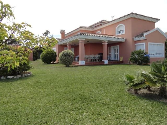 Casa en venta Estepona