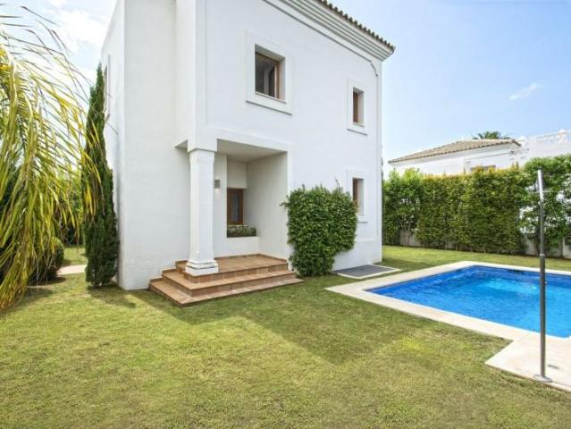Casa en venta Estepona