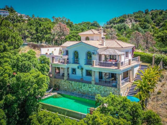 Casa en venta Estepona